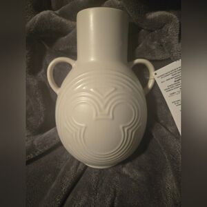 Mickey Mouse Icon vase from Mickey Mose home collection